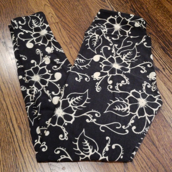 LuLaRoe Pants - OS Lularoe Leggings
